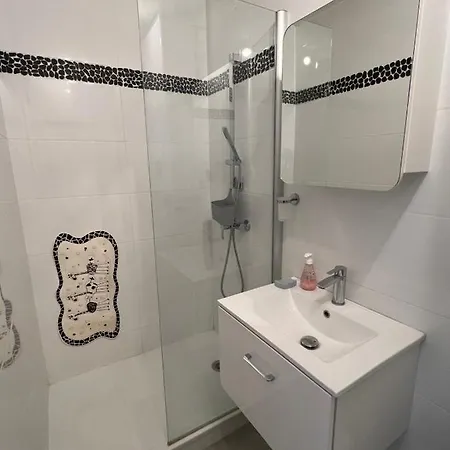 Les Pieds Dans Le Sable Vue 1 1